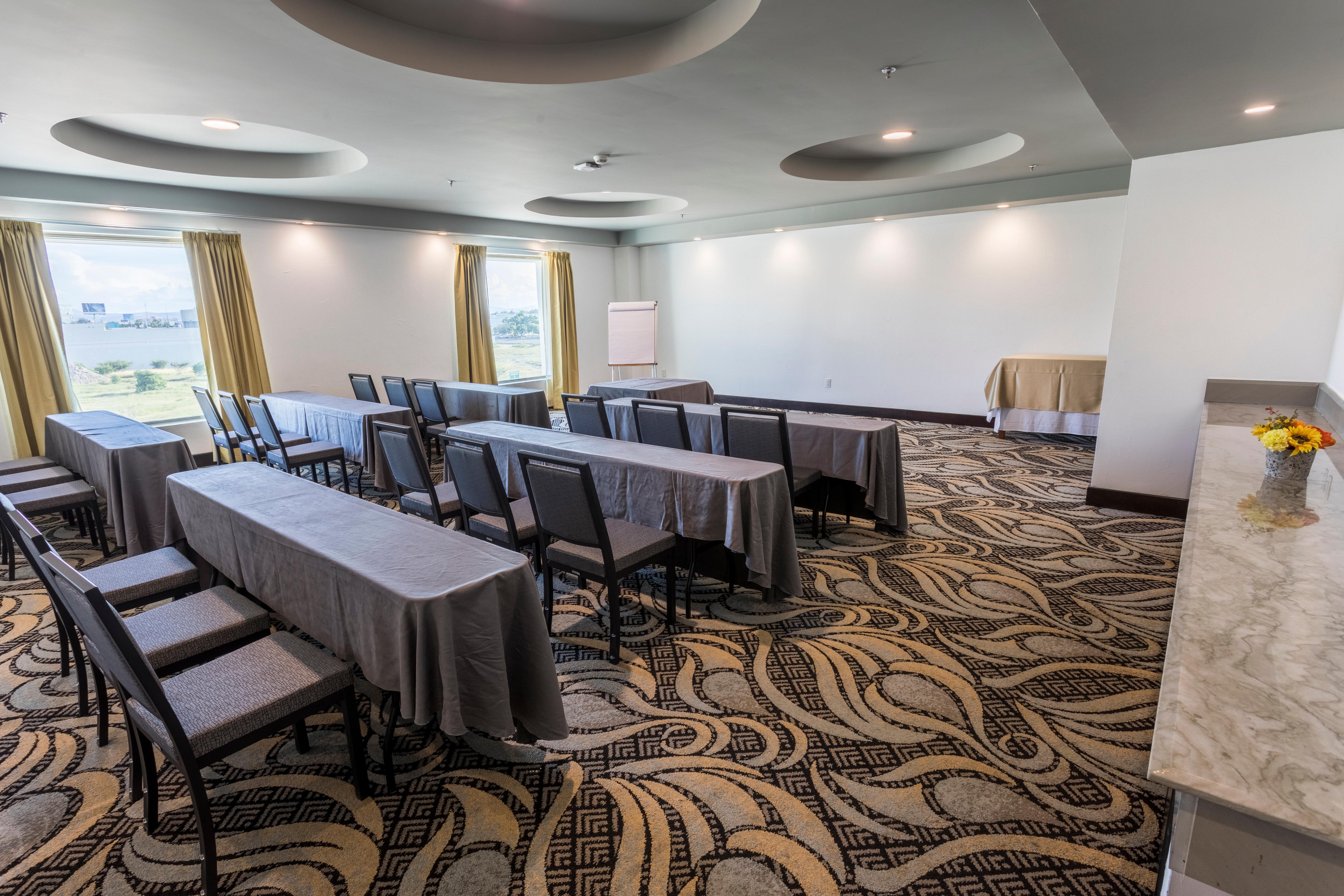 Holiday Inn Queretaro Zona Krystal By Ihg Εξωτερικό φωτογραφία