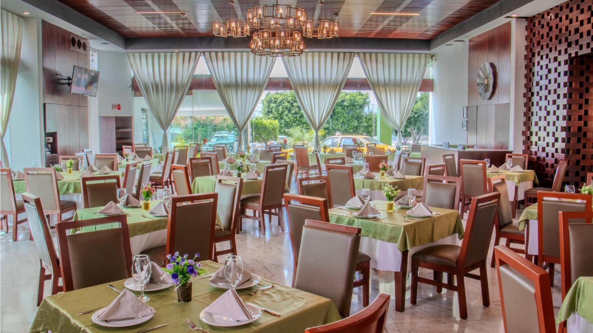 Holiday Inn Queretaro Zona Krystal By Ihg Εξωτερικό φωτογραφία